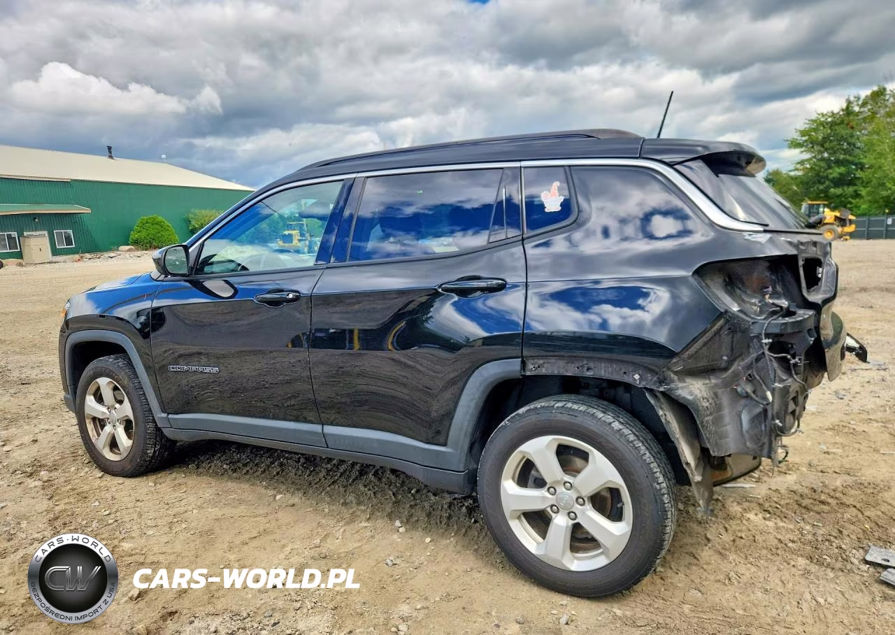 2018 Jeep Compass Latitude VIN:3C4NJDBB3JT107640 - 2