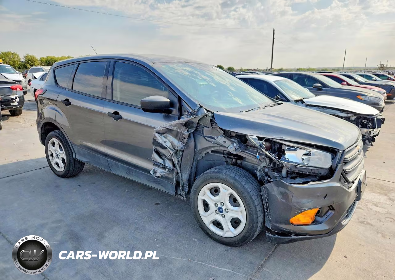 2019 Ford Escape S VIN:1FMCU0F78KUB58180 - 4