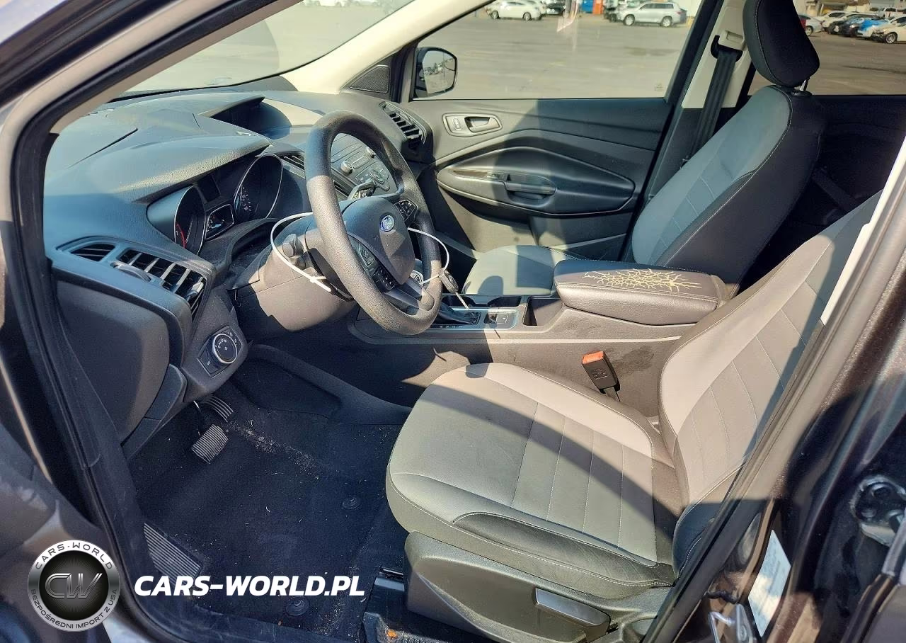 2019 Ford Escape S VIN:1FMCU0F78KUB58180 - 7