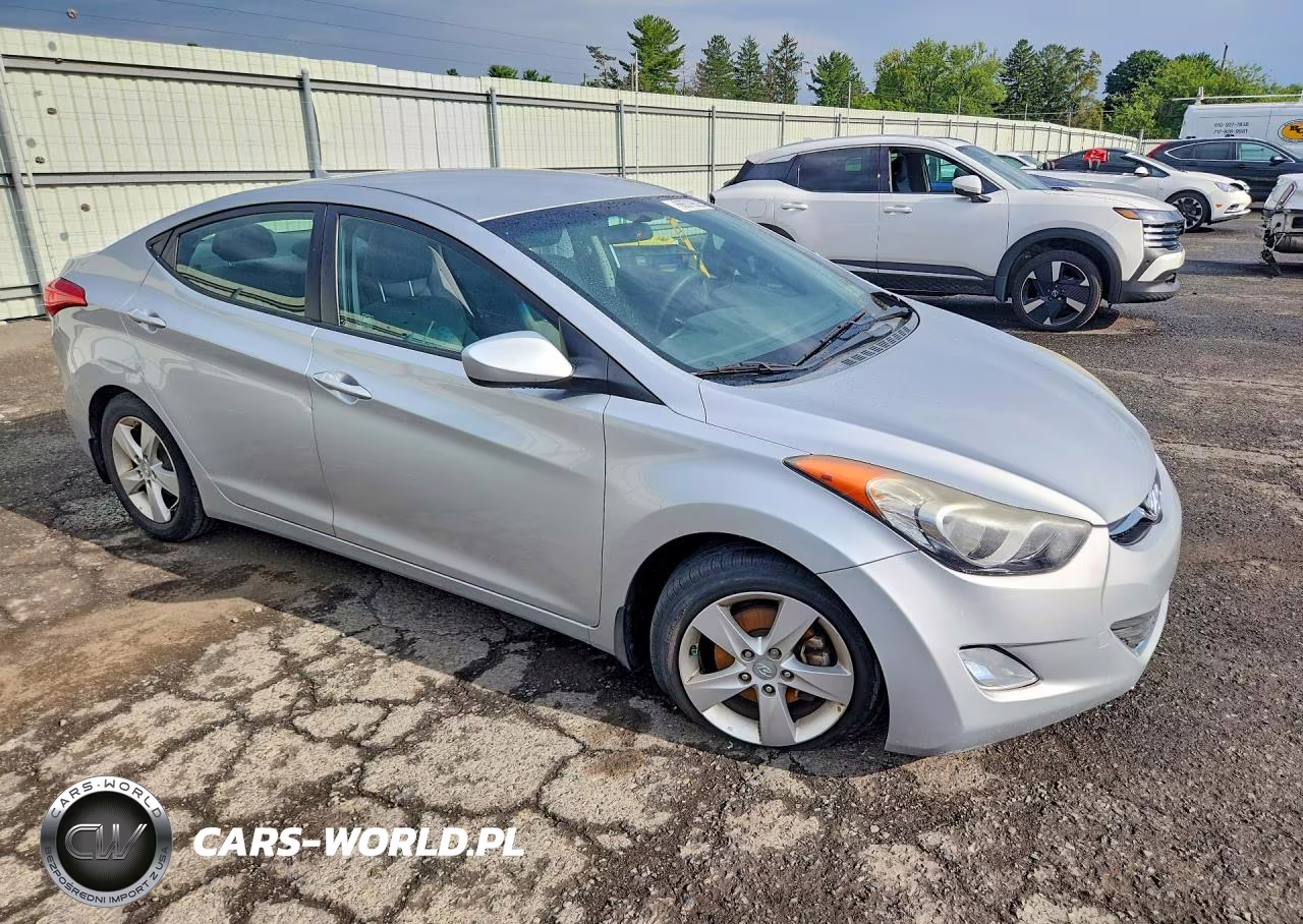 2013 Hyundai Elantra Gls VIN:5NPDH4AE7DH298633 - 4
