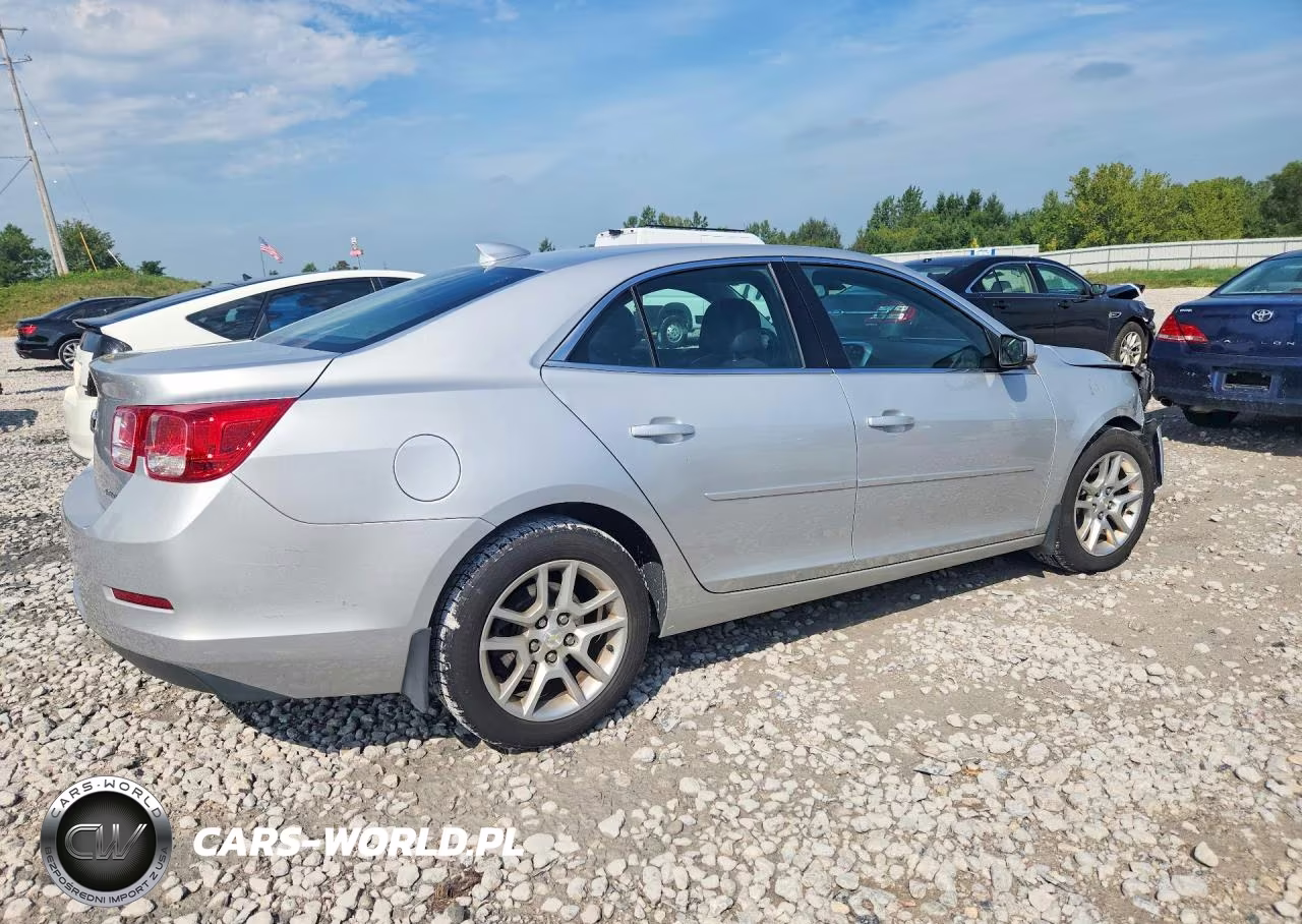 2015 Chevrolet Malibu 1Lt VIN:1G11C5SL2FF354150 - 3