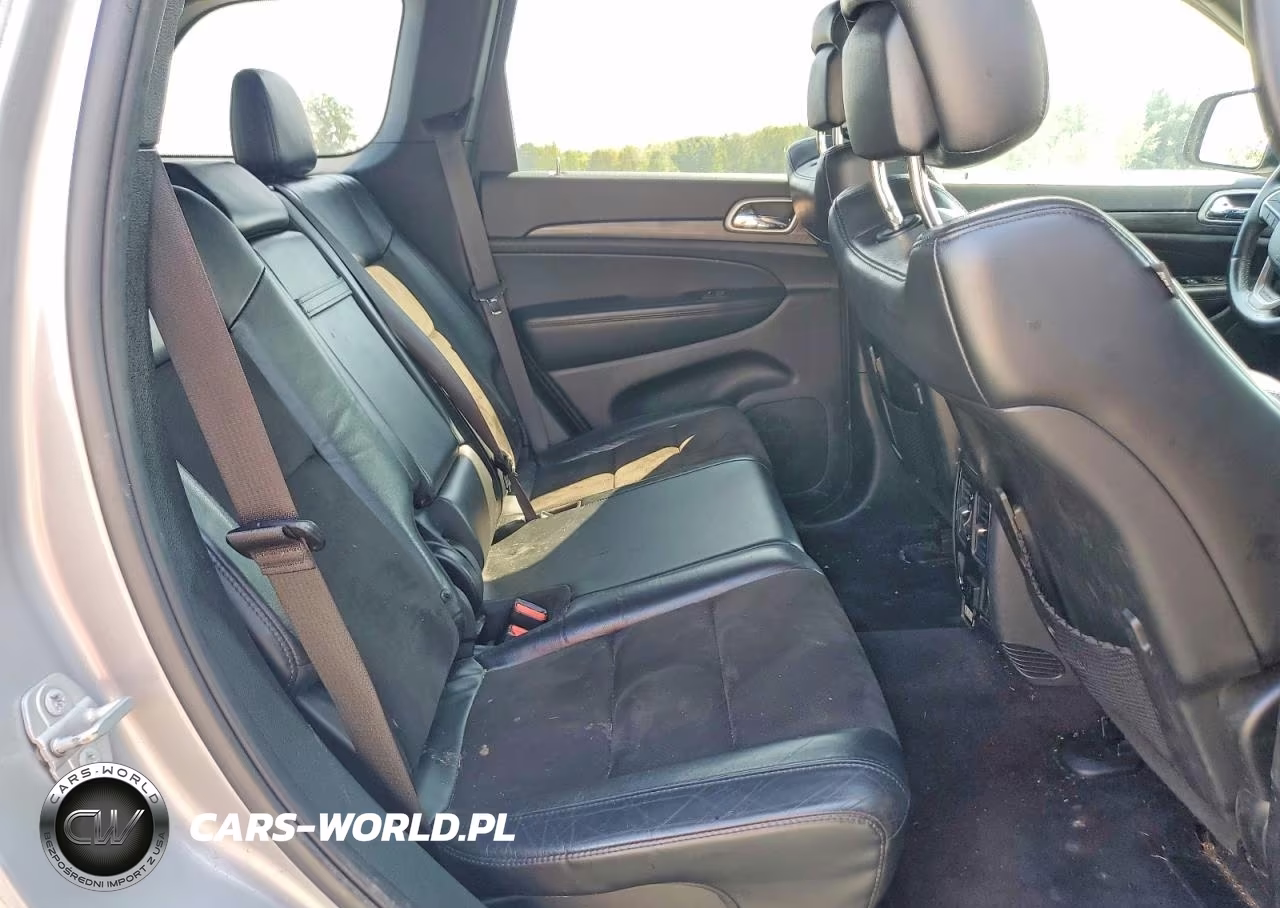 2019 Jeep Grand Cherokee Laredo VIN:1C4RJFAG4KC531917 - 11