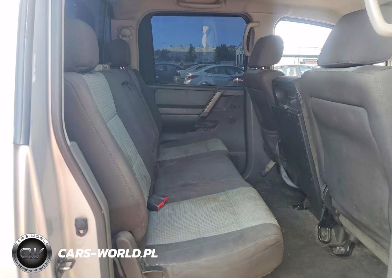 2005 Nissan Titan Xe VIN:1N6AA07A45N556576 - 10