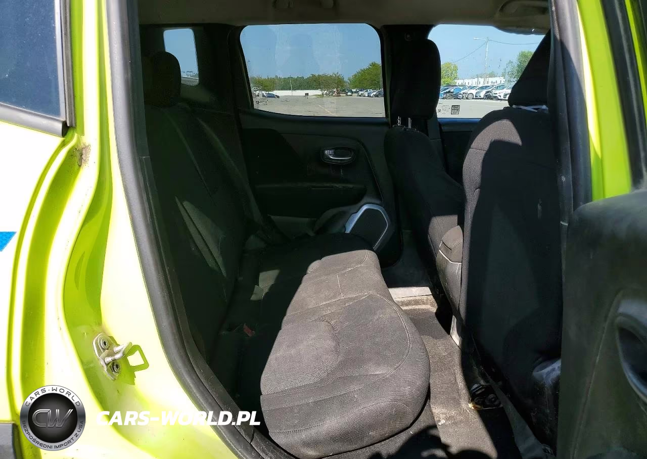 2018 Jeep Renegade Sport VIN:ZACCJBAB5JPJ15983 - 11