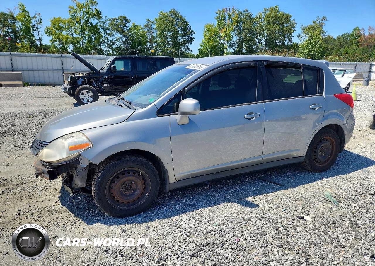 2009 Nissan Versa 1.8 S