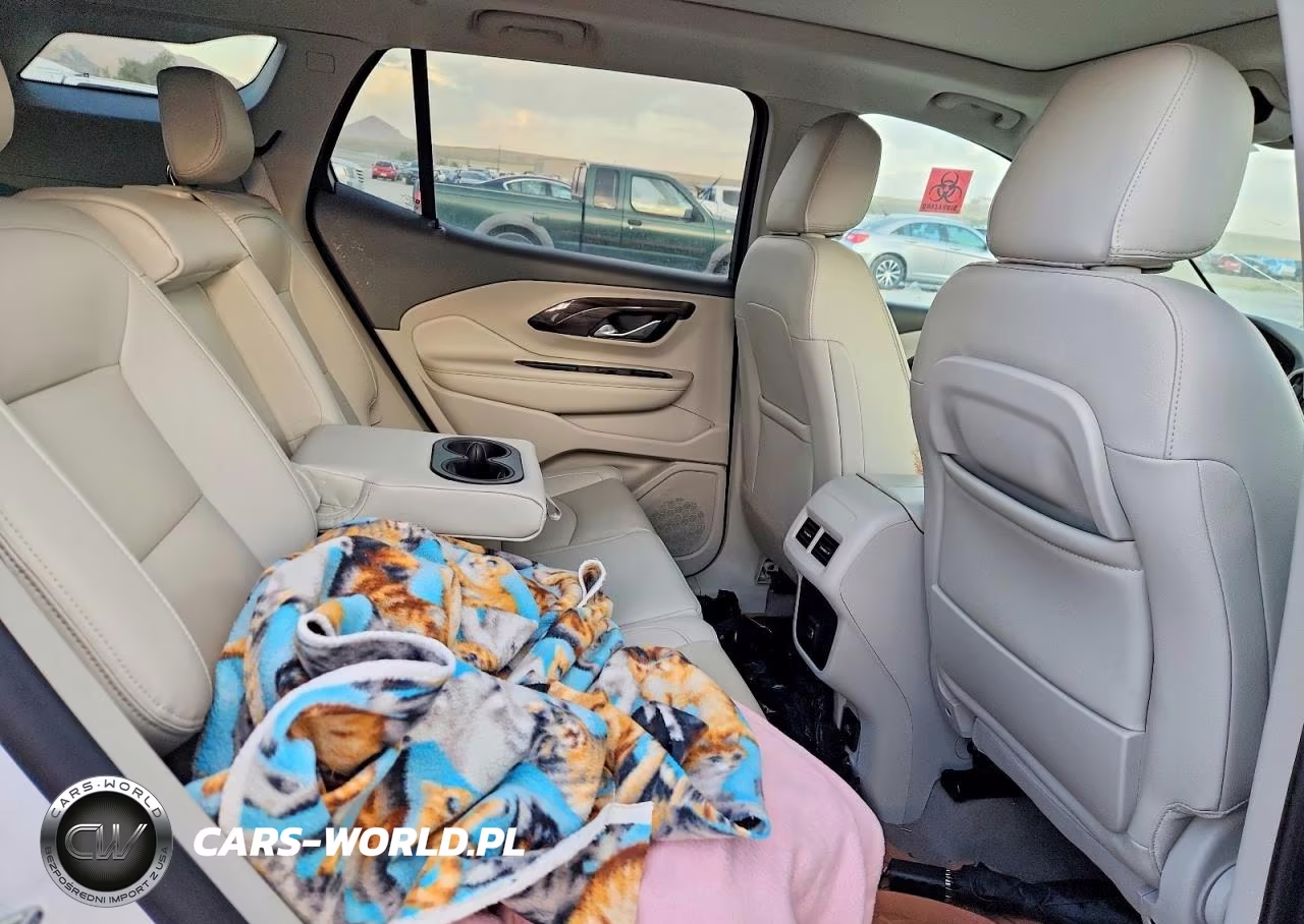 2020 GMC Terrain Denali VIN:3GKALXEX0LL304306 - 10