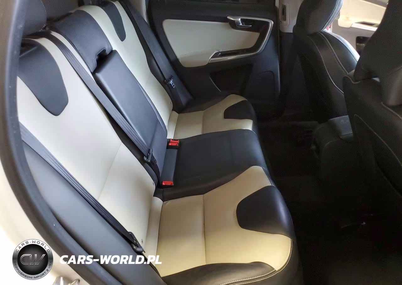 2017 Volvo Xc60 T6 Dynamic VIN:YV449MRR2H2043283 - 11