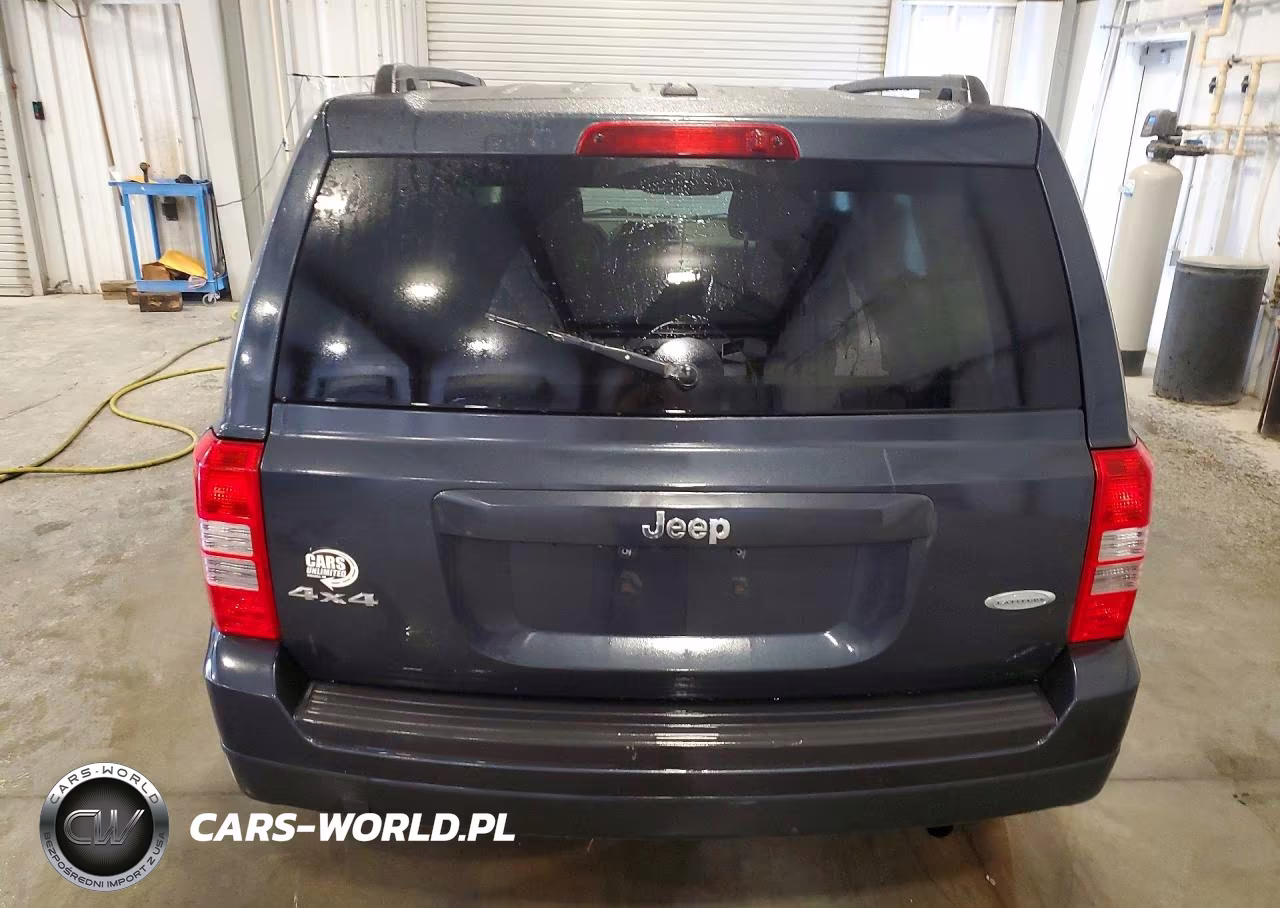 2014 Jeep Patriot Latitude VIN:1C4NJRFB5ED852005 - 6