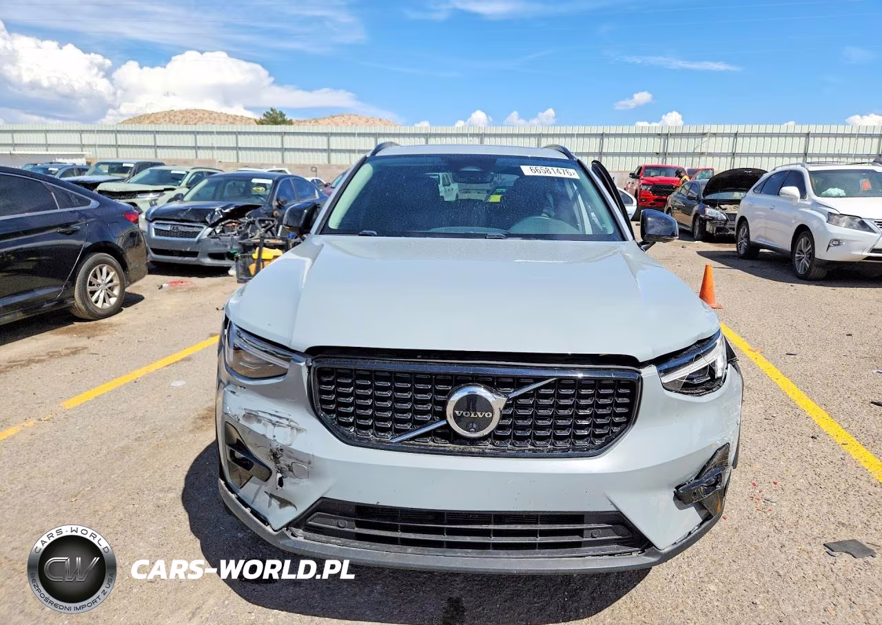 2025 Volvo Xc40 Plus VIN:YV4L12UCXS2463097 - 5