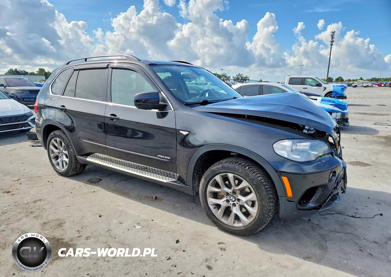 2013 BMW X5 xDrive35I VIN:5UXZV4C55D0E02563 - 4