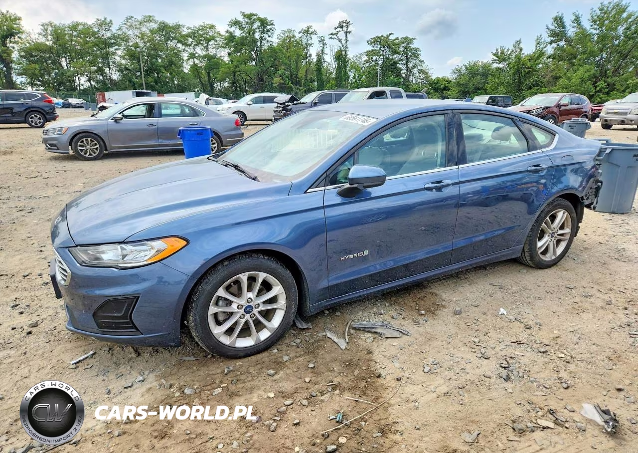 2019 Ford Fusion Se – zdjęcie 1 z 12