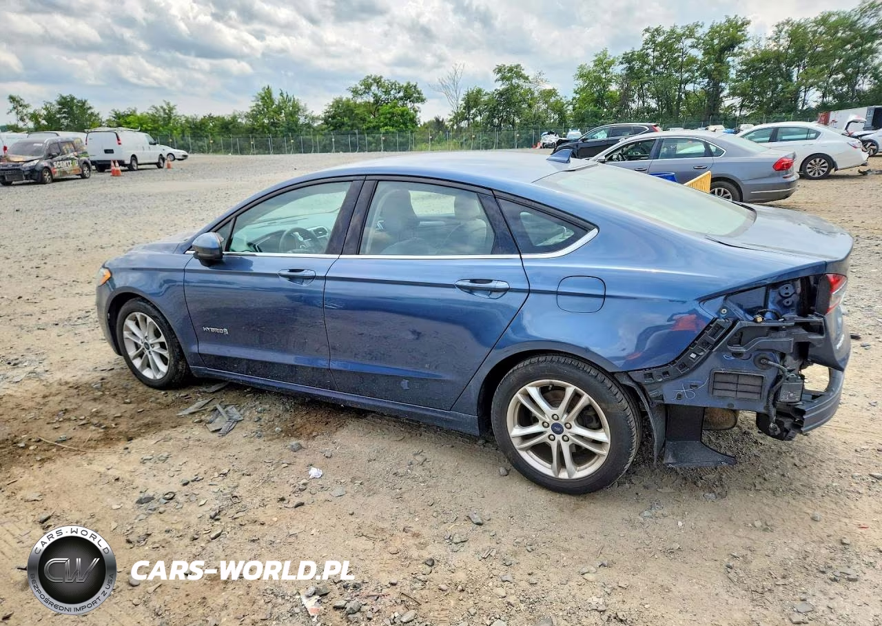 2019 Ford Fusion Se VIN:3FA6P0LU5KR151252 - 2