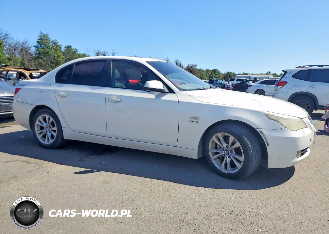 2010 BMW 535 Xi VIN:WBANV9C58AC391561 - 4