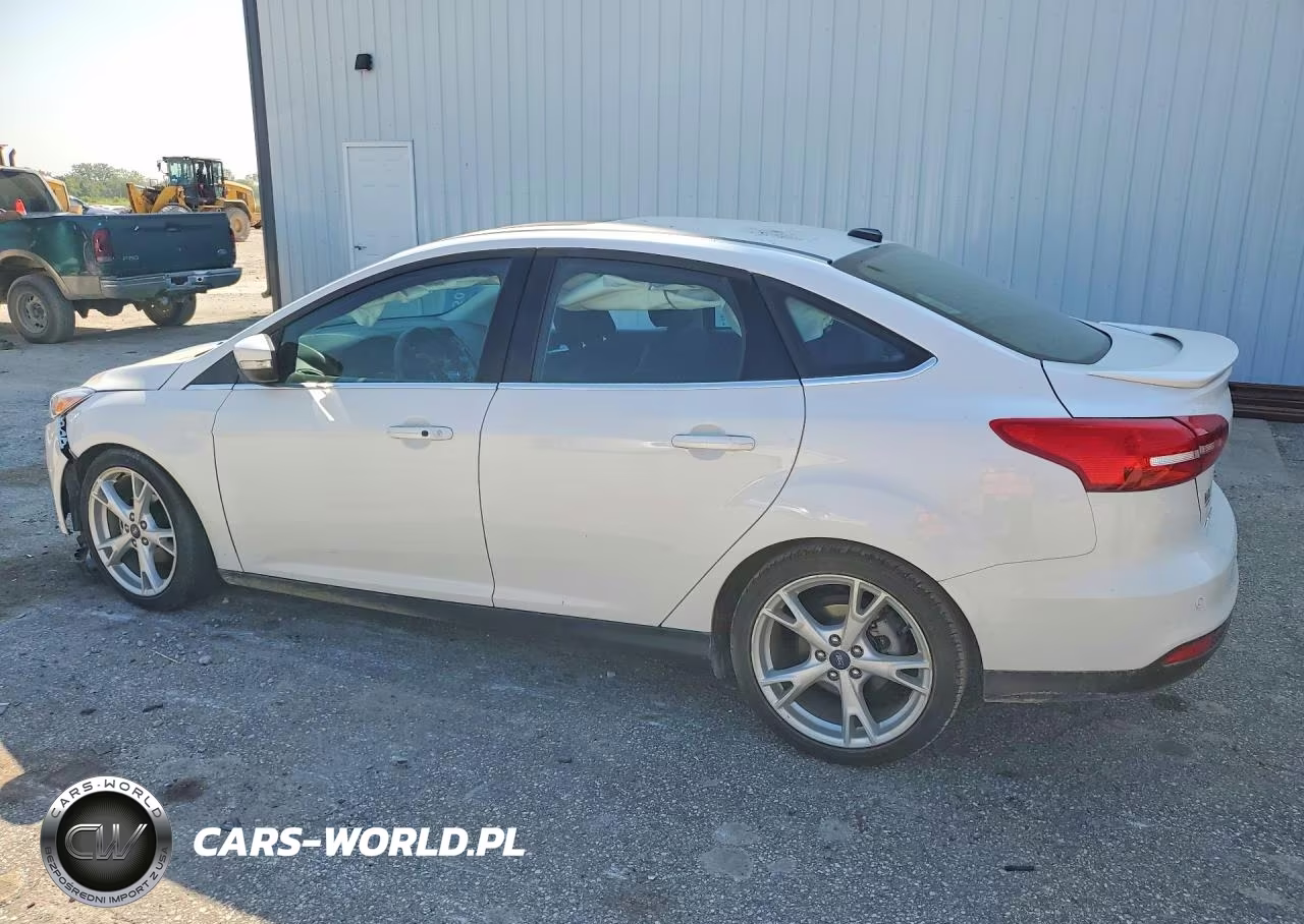 2016 Ford Focus Titanium VIN:1FADP3J25GL289034 - 2