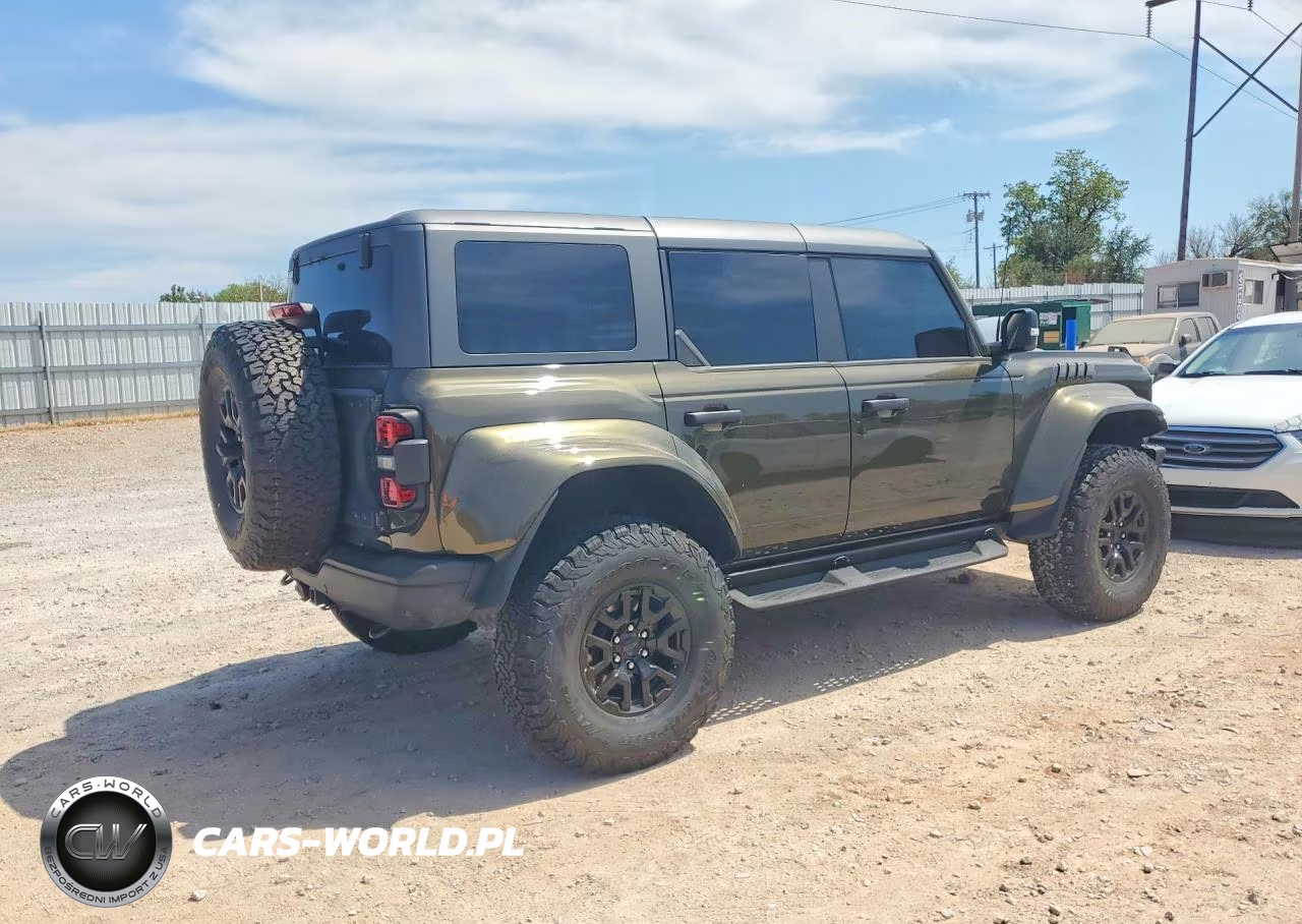 2024 Ford Bronco Raptor VIN:1FMEE0RR0RLB33678 - 3