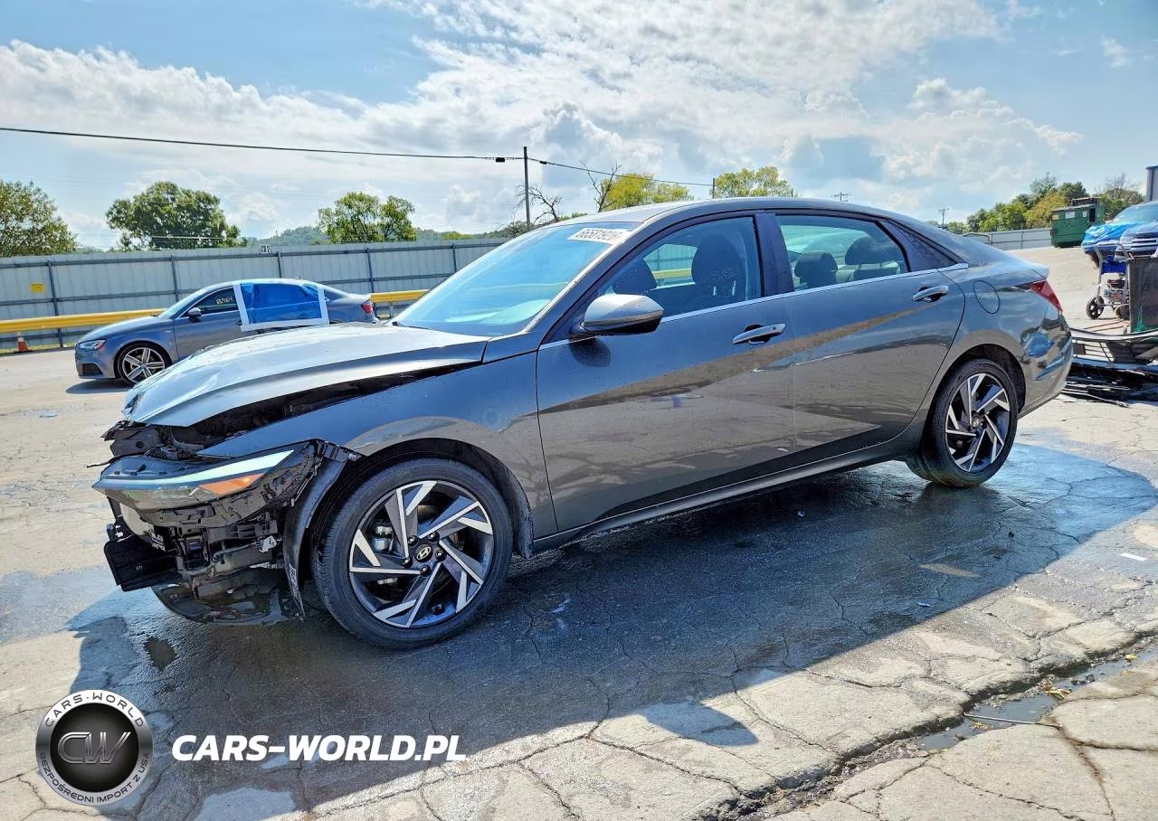 2025 Hyundai Elantra Sel