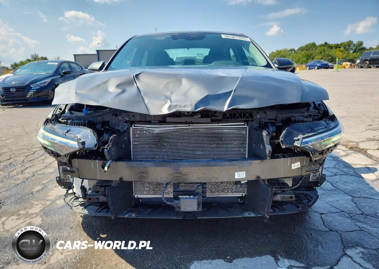 2025 Hyundai Elantra Sel VIN:KMHLS4DG3SU962449 - 5