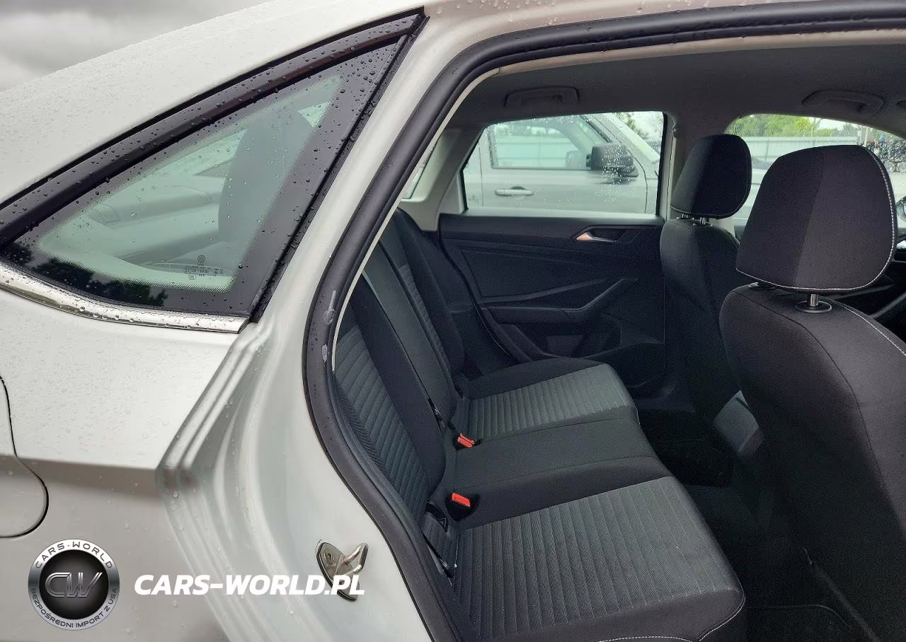 2025 Volkswagen Jetta S VIN:3VW5X7BU1SM081839 - 10