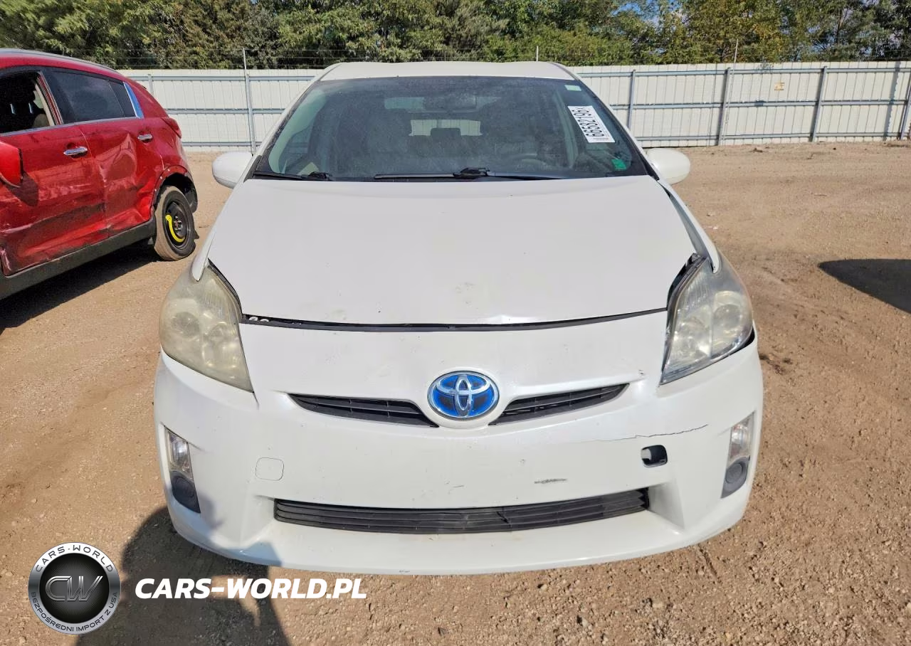 2011 Toyota Prius Three VIN:JTDKN3DUXB0258859 - 5