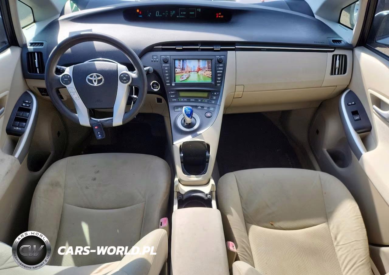 2011 Toyota Prius Three VIN:JTDKN3DUXB0258859 - 8