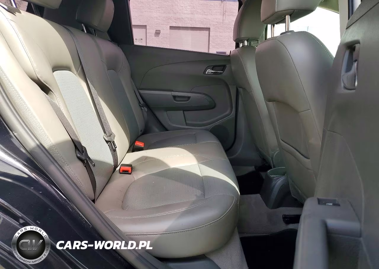 2015 Chevrolet Sonic Ltz VIN:1G1JE6SB9F4120333 - 10