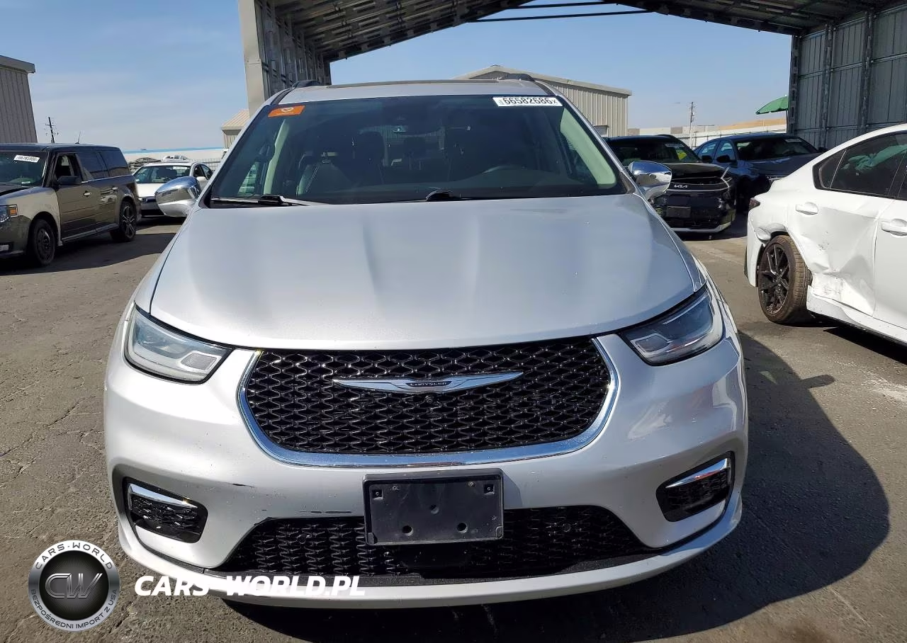 2022 Chrysler Pacifica Limited VIN:2C4RC1GG2NR175872 - 5