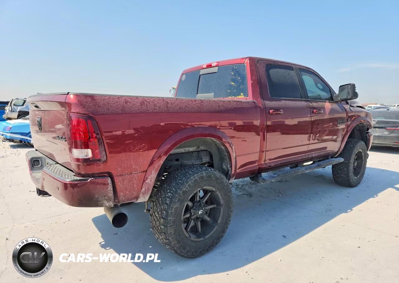 2016 Ram 2500 Laramie VIN:3C6UR5FL3GG211471 - 3