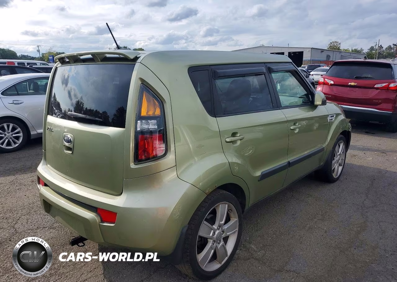 2011 Kia Soul ! VIN:KNDJT2A21B7255872 - 3