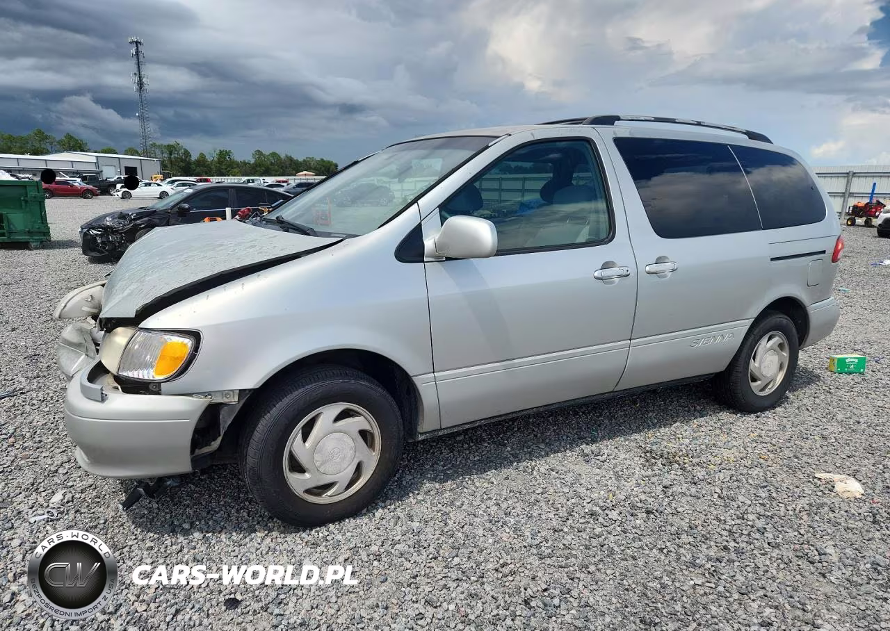 2003 Toyota Sienna Le