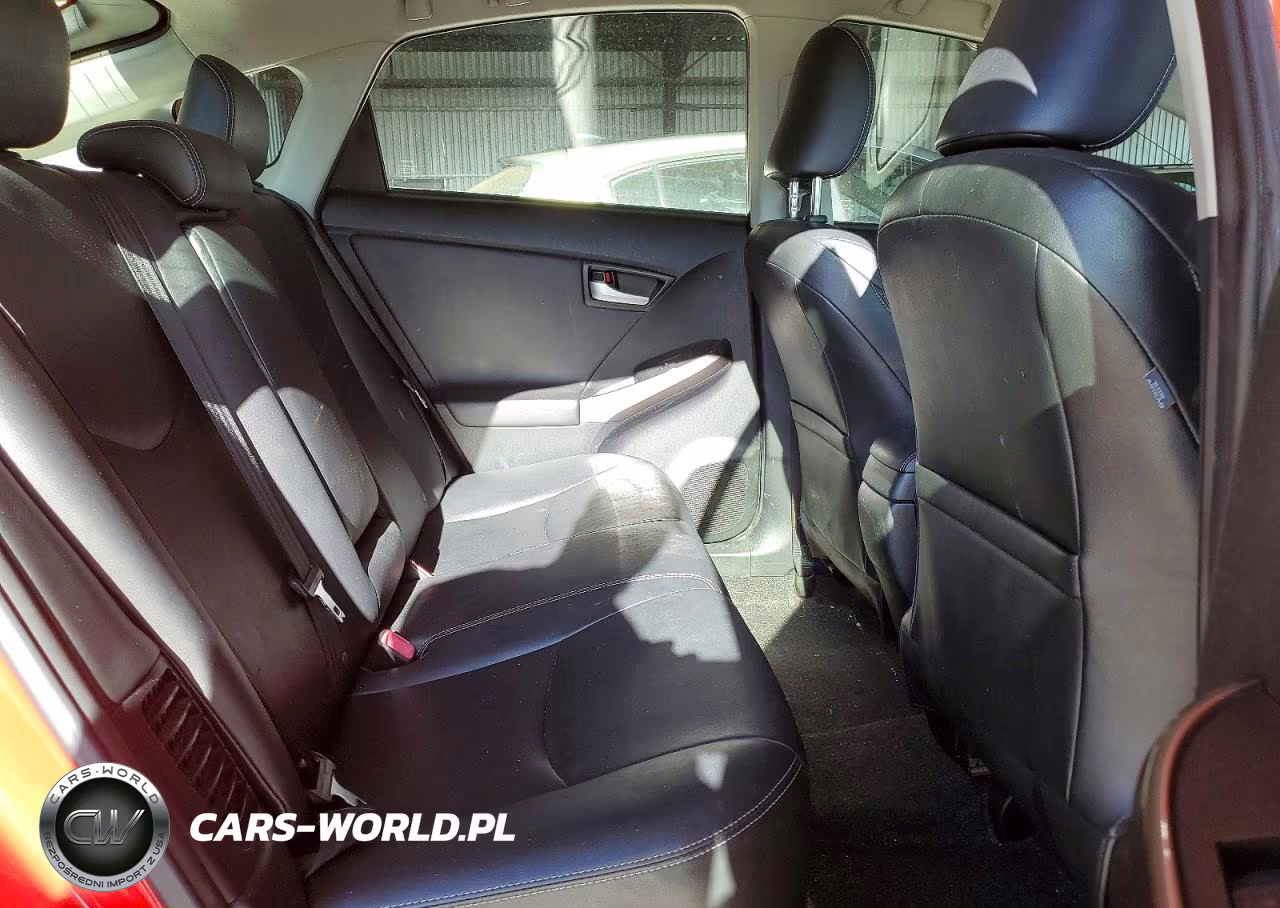 2015 Toyota Prius Persona Series VIN:JTDKN3DU4F0430325 - 10