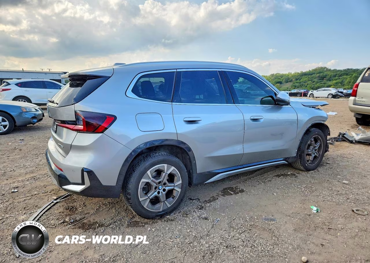 2024 BMW X1 xDrive28I VIN:WBX73EF00R5Z18358 - 3