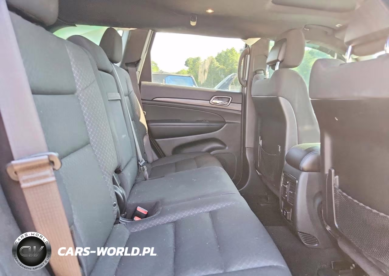 2019 Jeep Grand Cherokee Laredo VIN:1C4RJFAG1KC689440 - 11