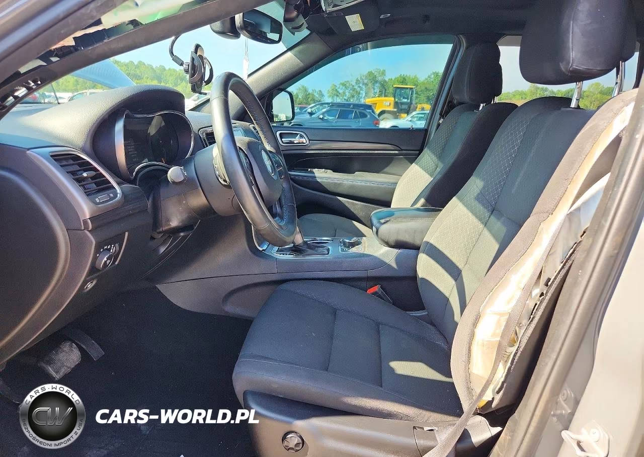 2019 Jeep Grand Cherokee Laredo VIN:1C4RJFAG1KC689440 - 7
