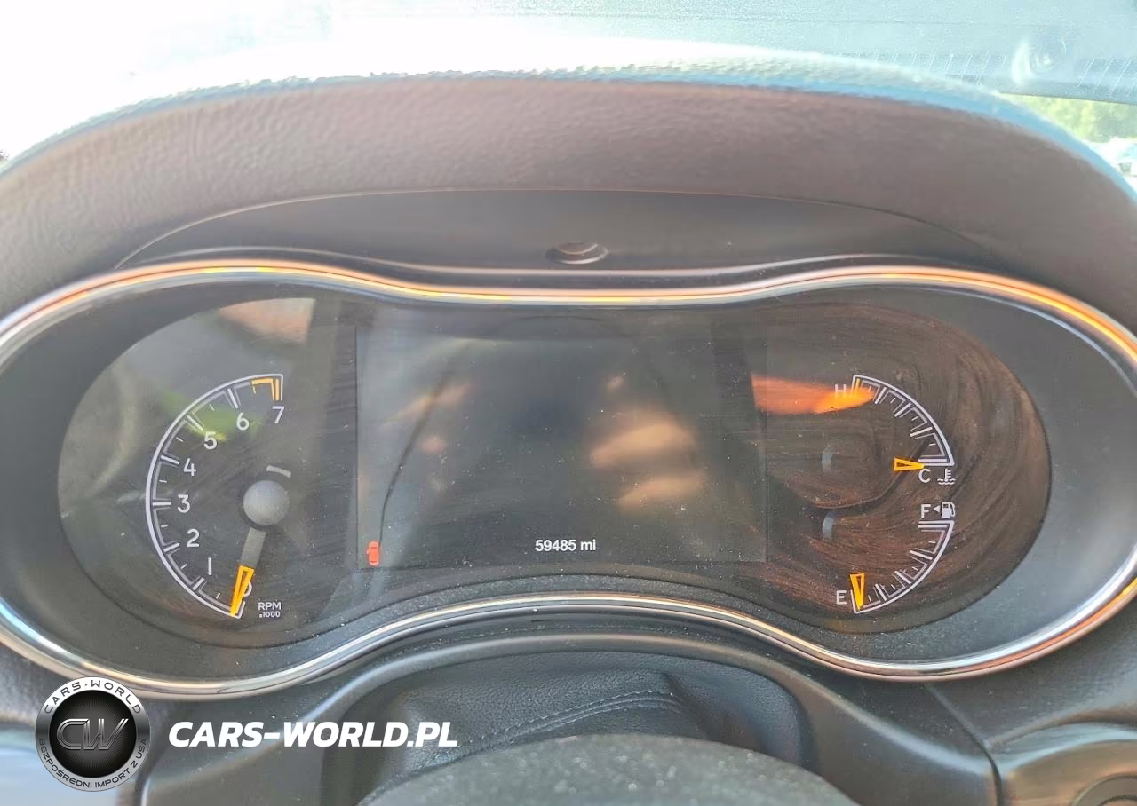 2019 Jeep Grand Cherokee Laredo VIN:1C4RJFAG1KC689440 - 9