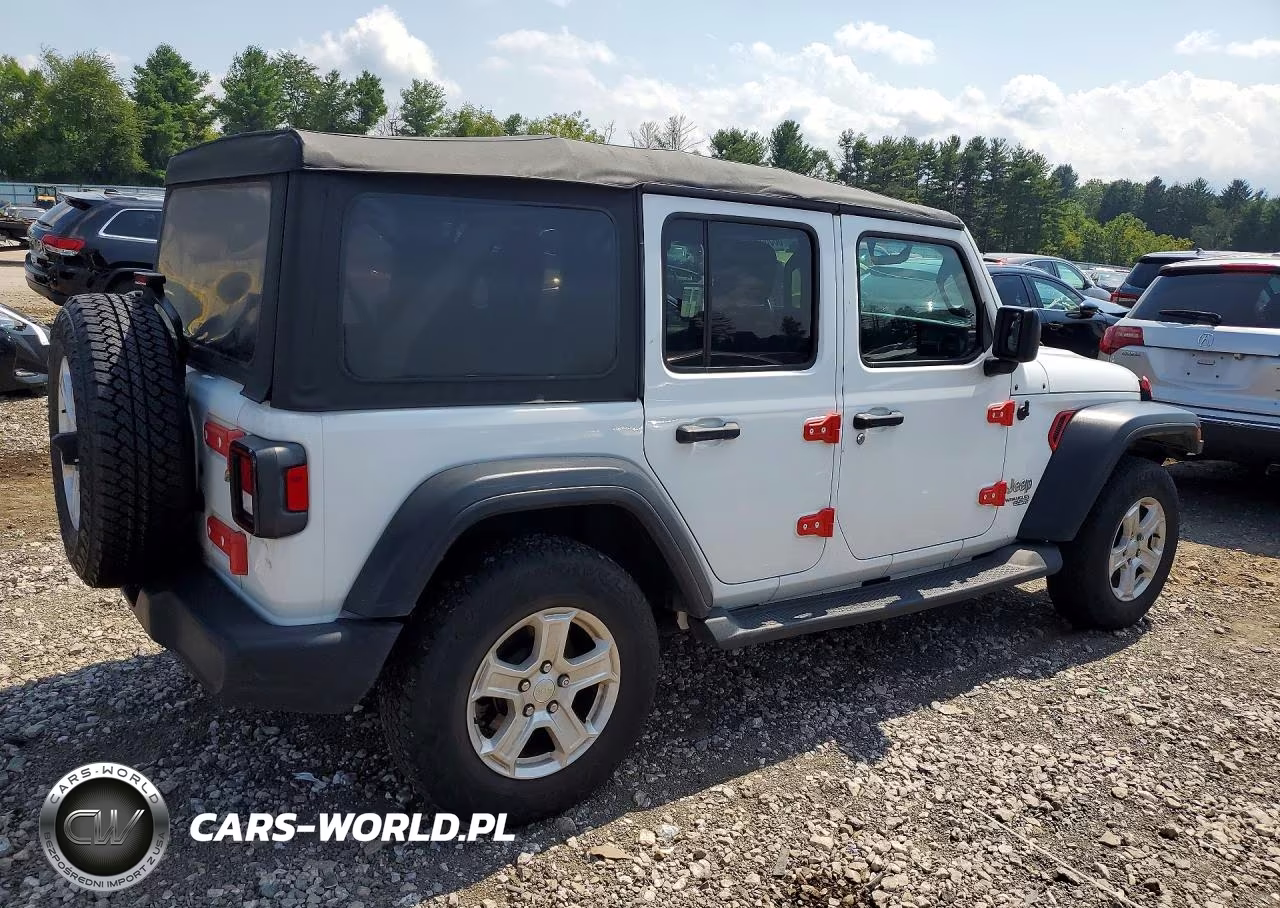 2018 Jeep Wrangler Unlimited Sport VIN:1C4HJXDG4JW188780 - 3