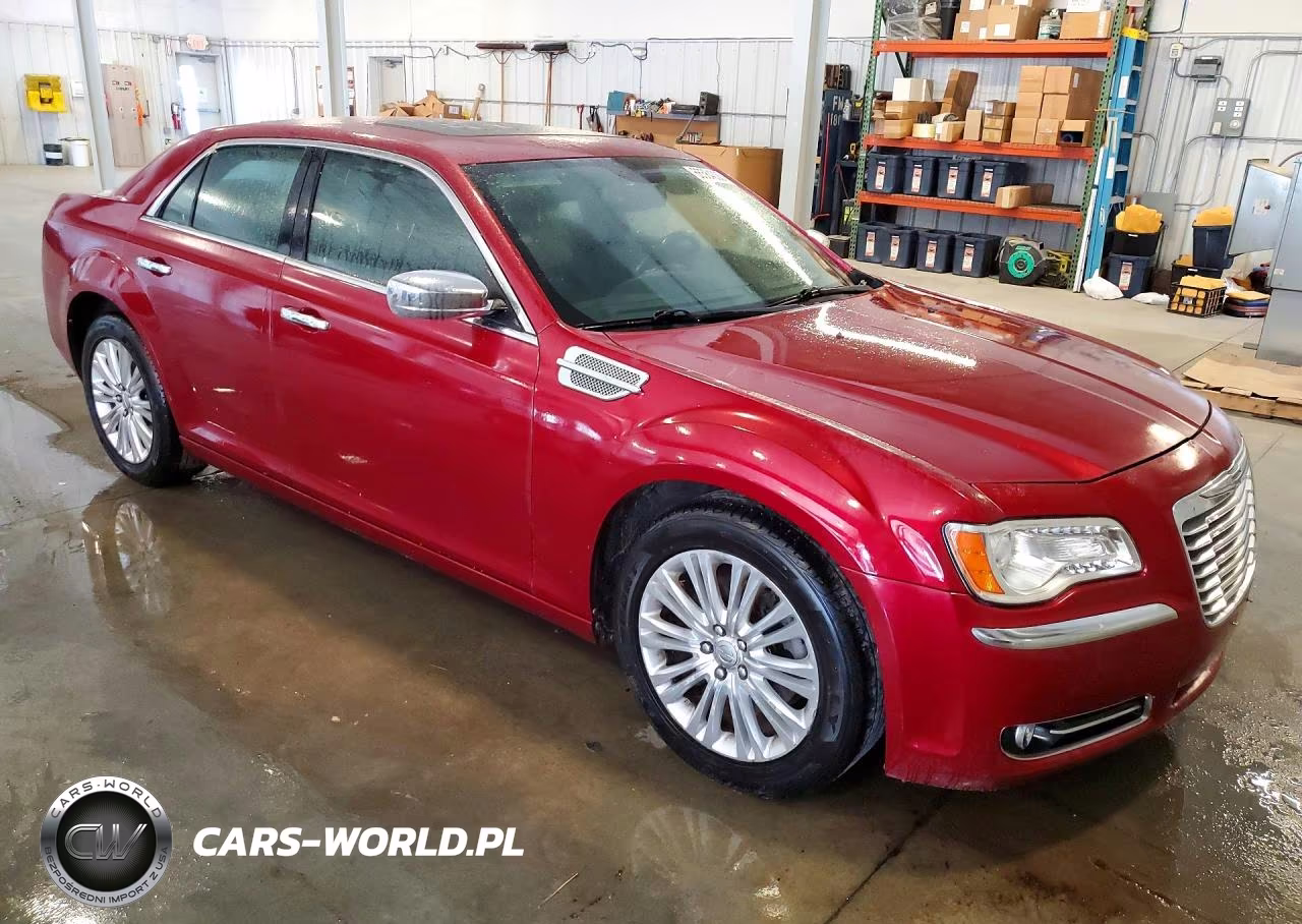 2013 Chrysler 300C VIN:2C3CCAKG5DH606663 - 4