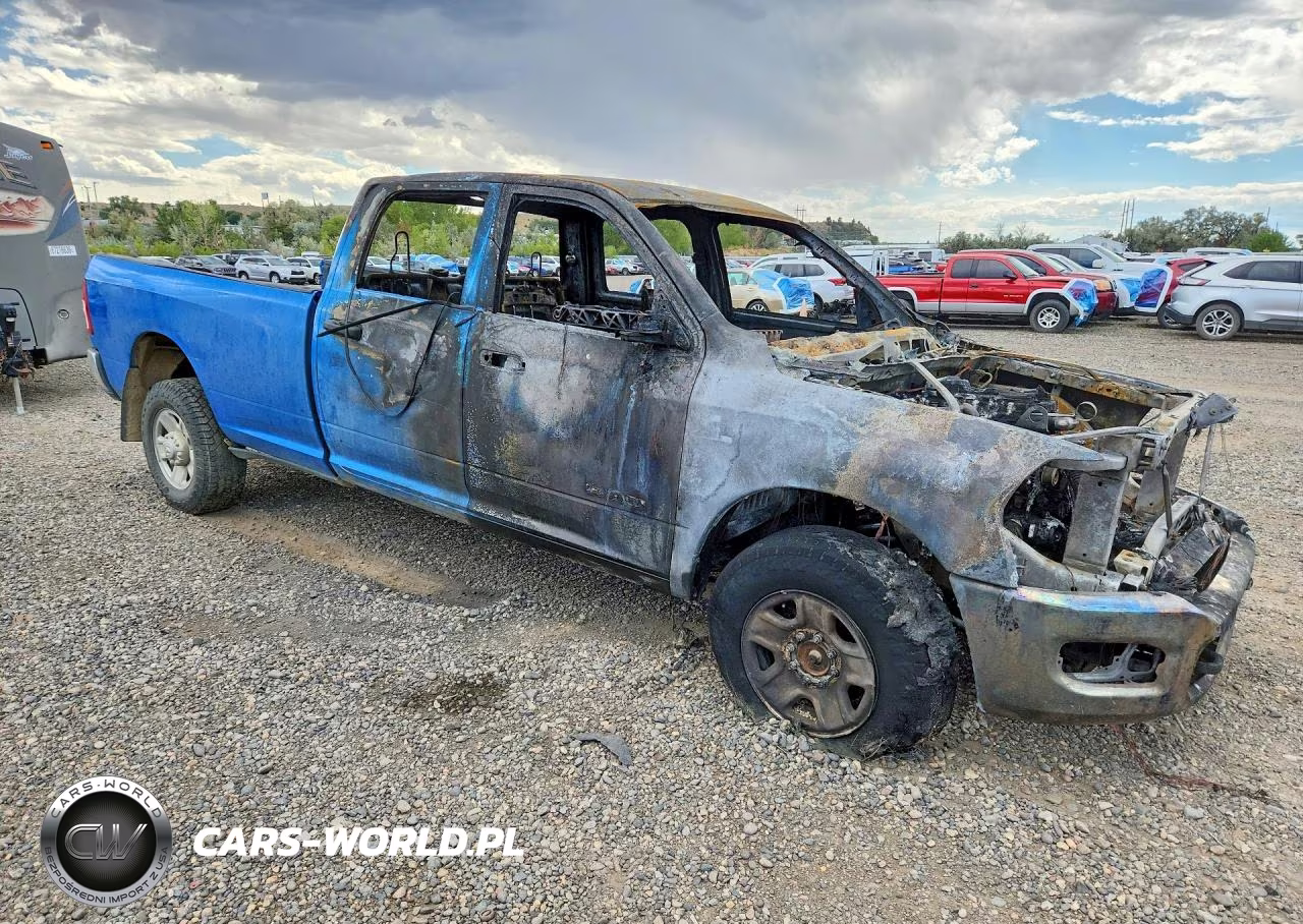 2020 Ram 3500 Tradesman VIN:3C63R3GL5LG142081 - 4