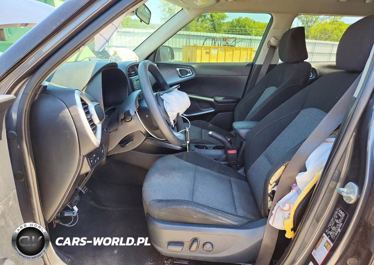 2021 Kia Soul S VIN:KNDJ23AU8M7793563 - 7