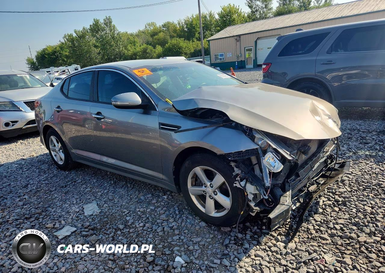 2015 Kia Optima Lx VIN:5XXGM4A79FG482495 - 4