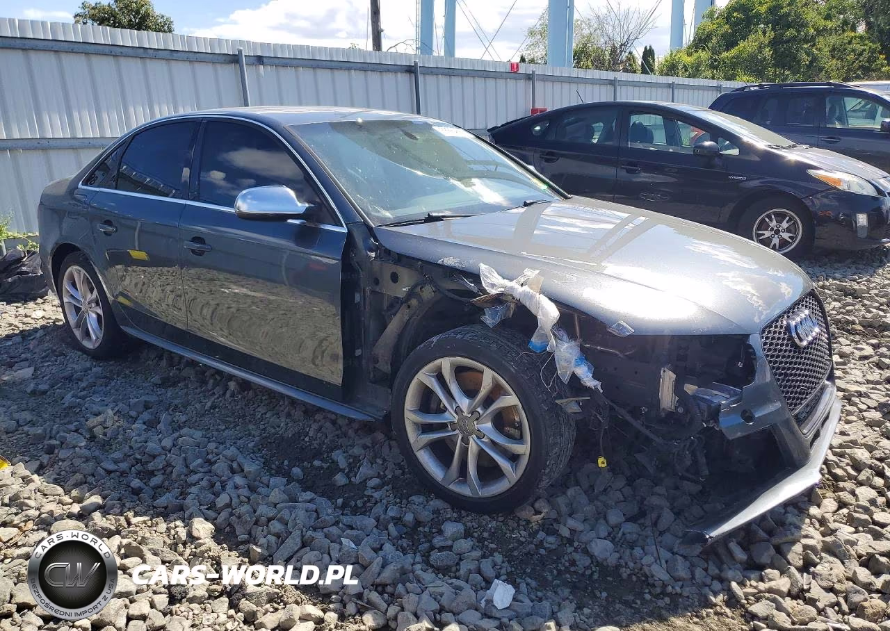 2015 Audi S4 Premium Plus VIN:WAUBGAFL6FA046945 - 4