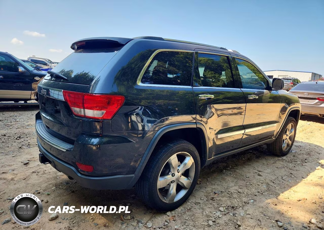 2013 Jeep Grand Cherokee Overland VIN:1C4RJECG0DC526109 - 3