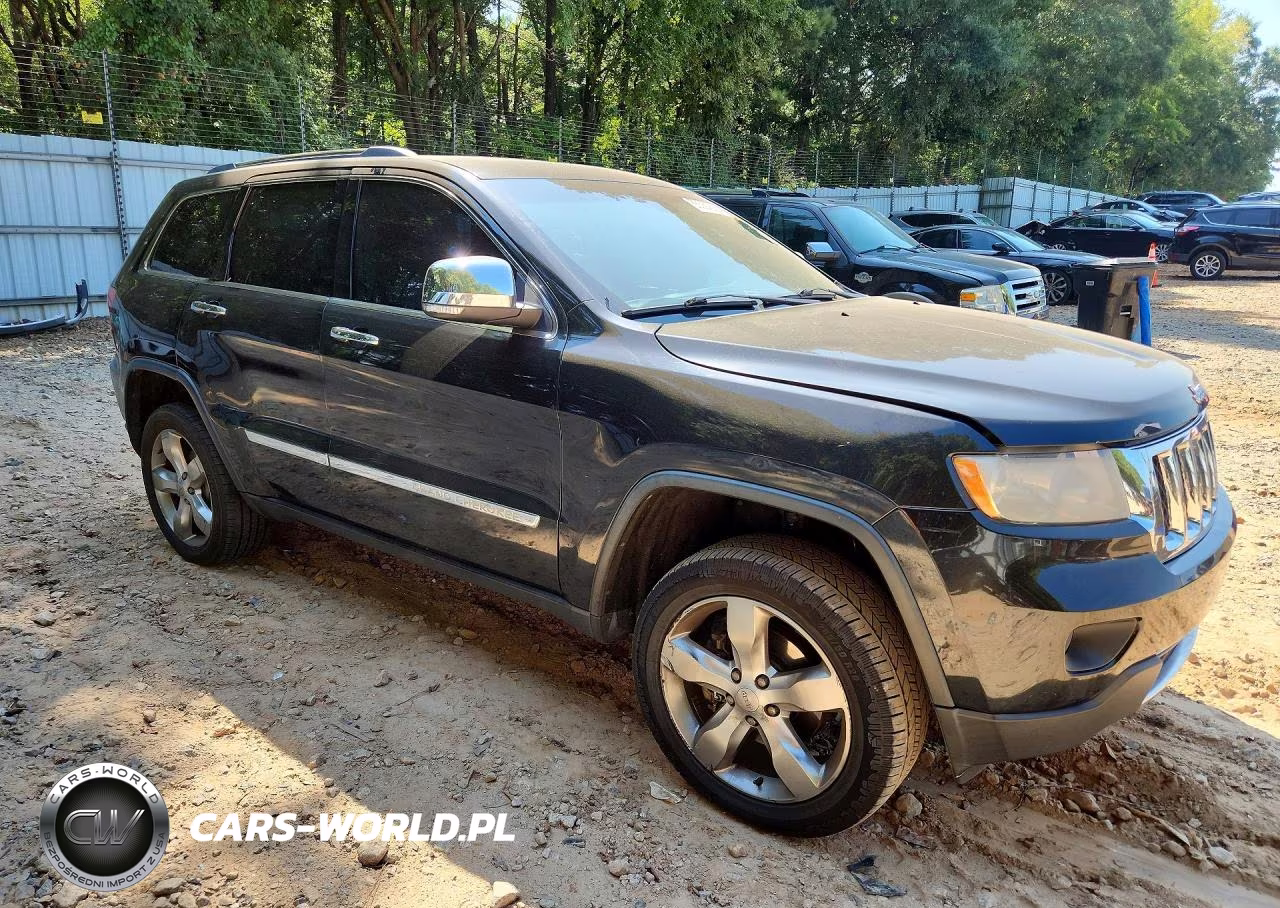 2013 Jeep Grand Cherokee Overland VIN:1C4RJECG0DC526109 - 4