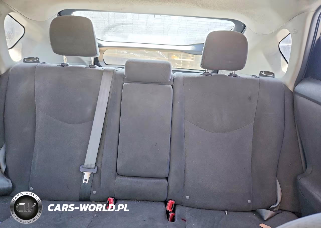 2011 Toyota Prius Two VIN:JTDKN3DU3B1361860 - 10