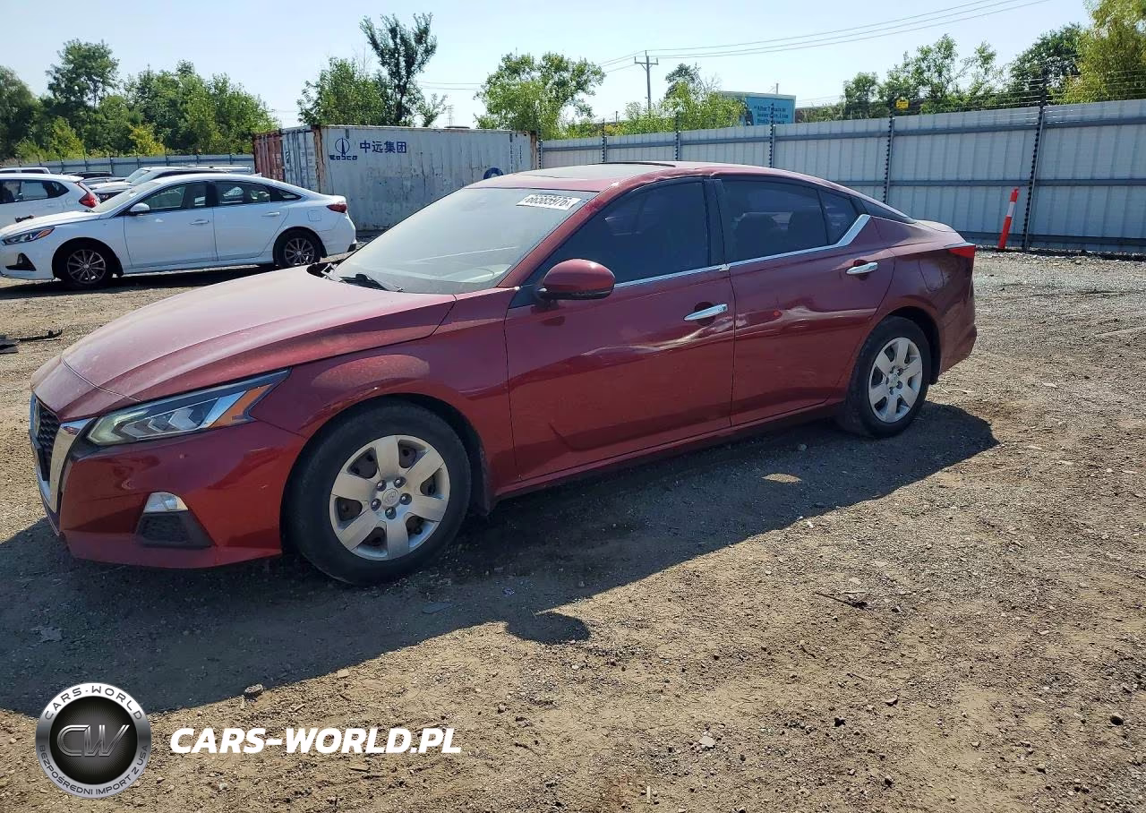 2021 Nissan Altima Sv
