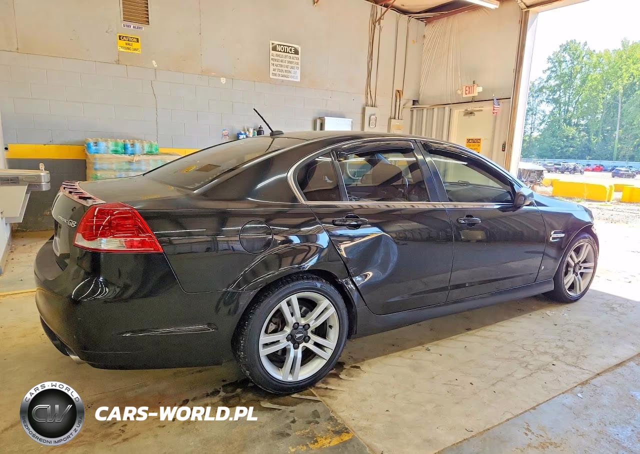 2009 Pontiac G8 VIN:6G2ER57779L233307 - 3