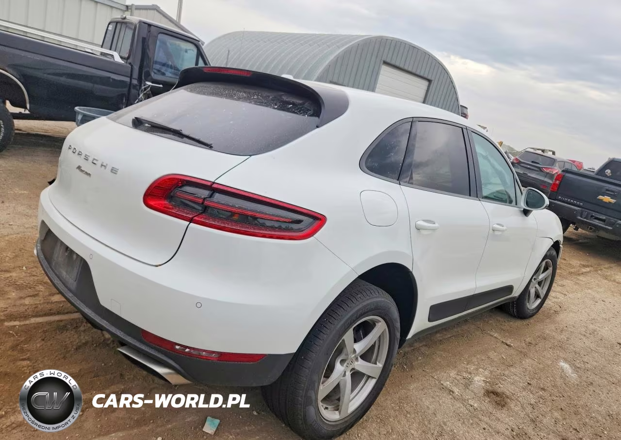 2018 Porsche Macan VIN:WP1AA2A58JLB16617 - 3