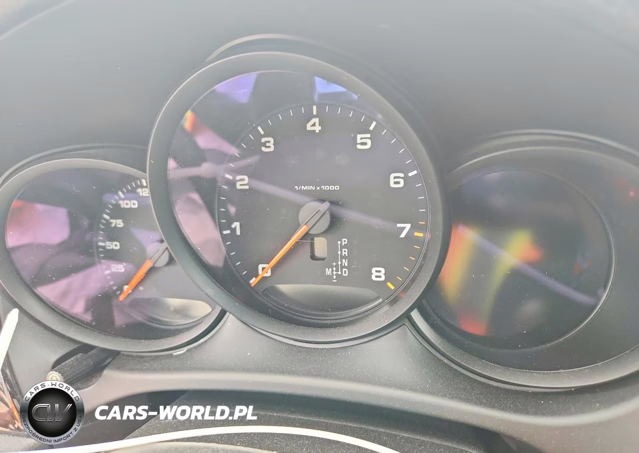 2018 Porsche Macan VIN:WP1AA2A58JLB16617 - 9
