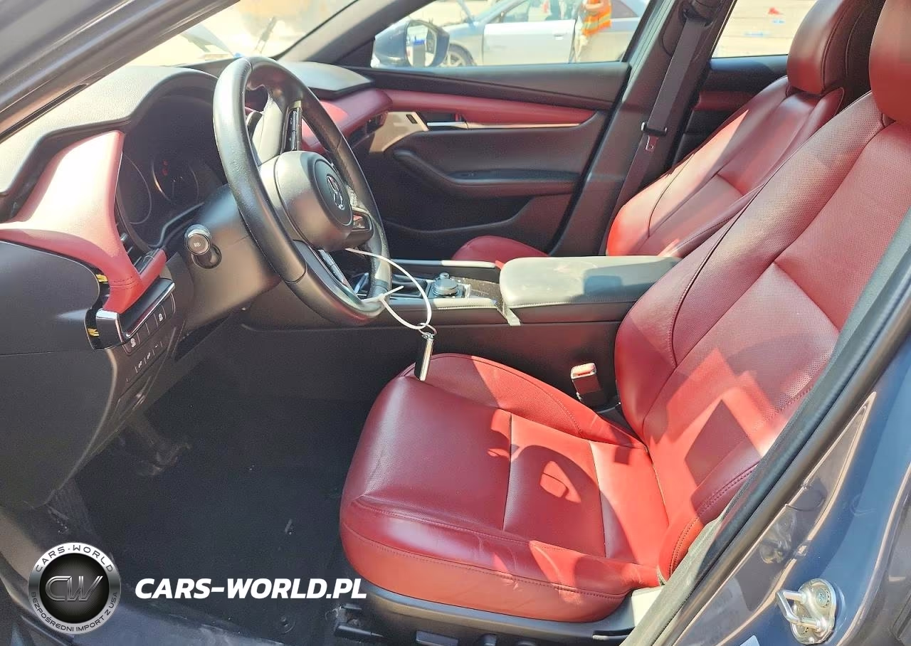 2021 Mazda 3 Premium VIN:JM1BPAML8M1401455 - 7