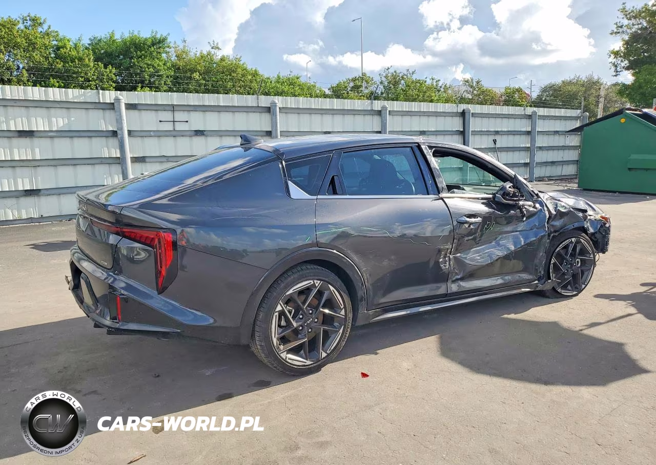 2025 Kia K4 Gt Line VIN:3KPFW4DE7SE046666 - 3