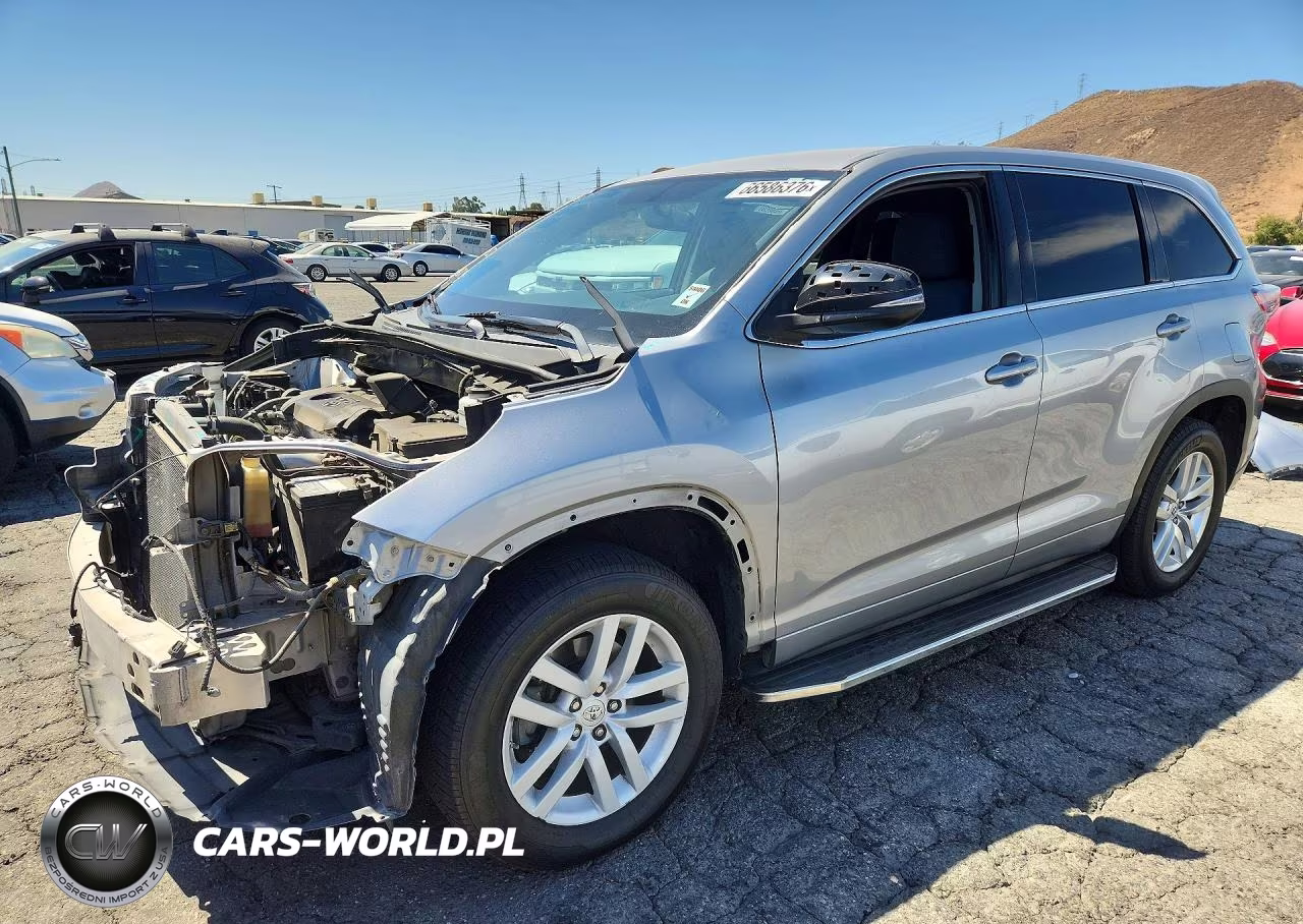 2015 Toyota Highlander Le – zdjęcie 1 z 14